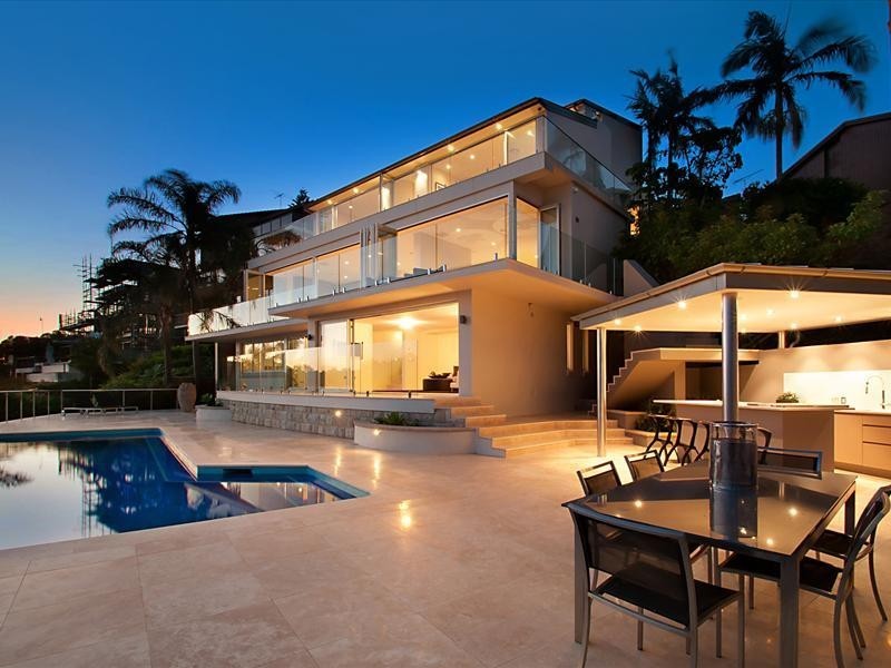 4 Laura Street, Seaforth NSW 2092