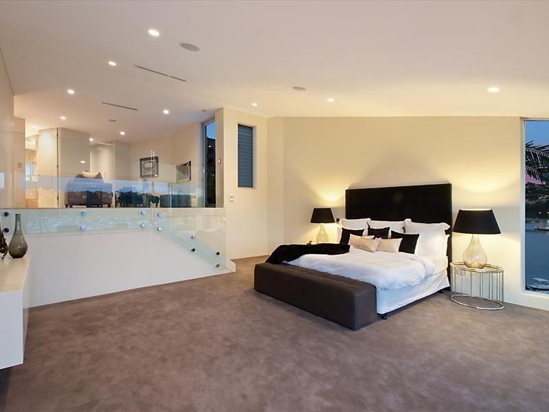 4 Laura Street, Seaforth NSW 2092