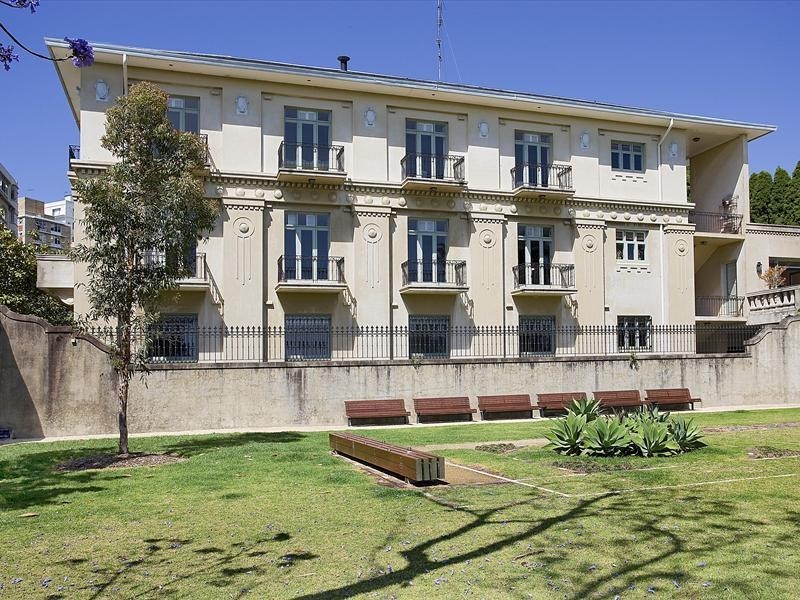 5 Ithaca Road, Elizabeth Bay NSW 2011
