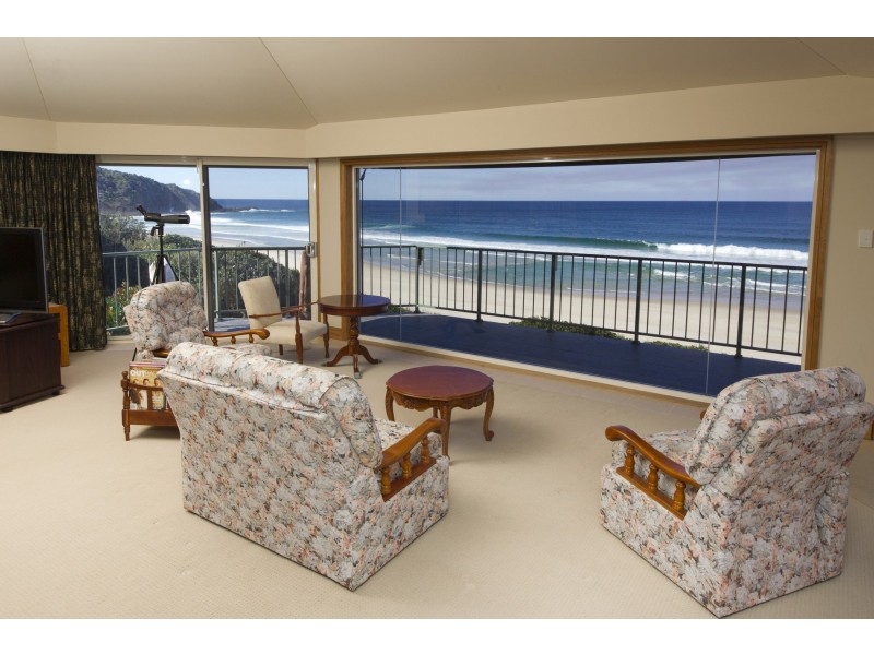 74 Newman Avenue, Pacific Palms NSW 2428