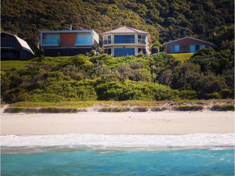 74 Newman Avenue, Pacific Palms NSW 2428