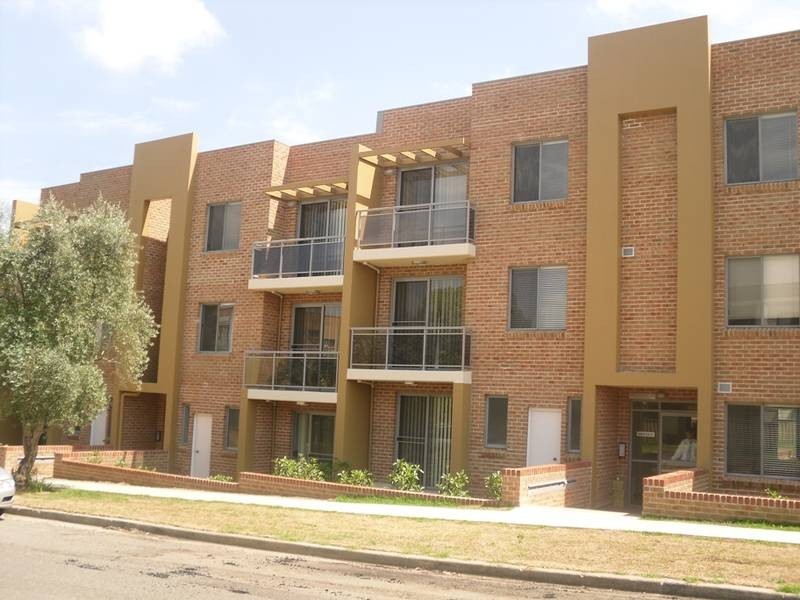 19 – 21 Lydbrook Street, Westmead NSW 2145