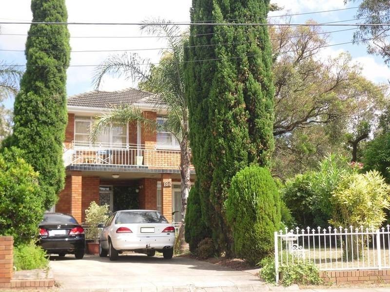 92 Military Road, Guildford NSW 2161