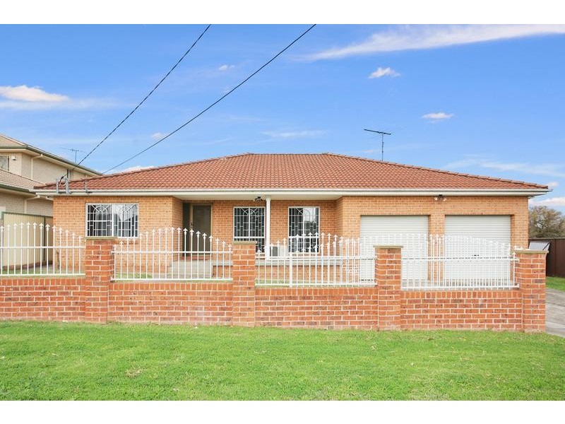 3 SHACKEL AVENUE, Guildford NSW 2161
