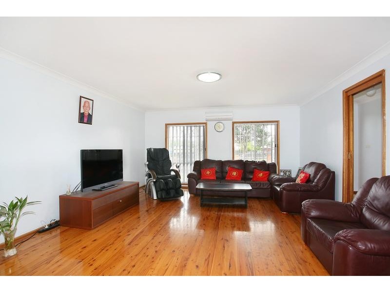 3 SHACKEL AVENUE, Guildford NSW 2161