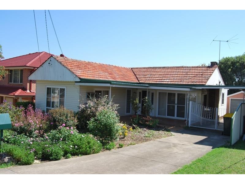 11 Edna Avenue, Merrylands NSW 2160