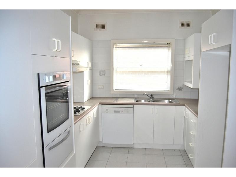 11 Edna Avenue, Merrylands NSW 2160