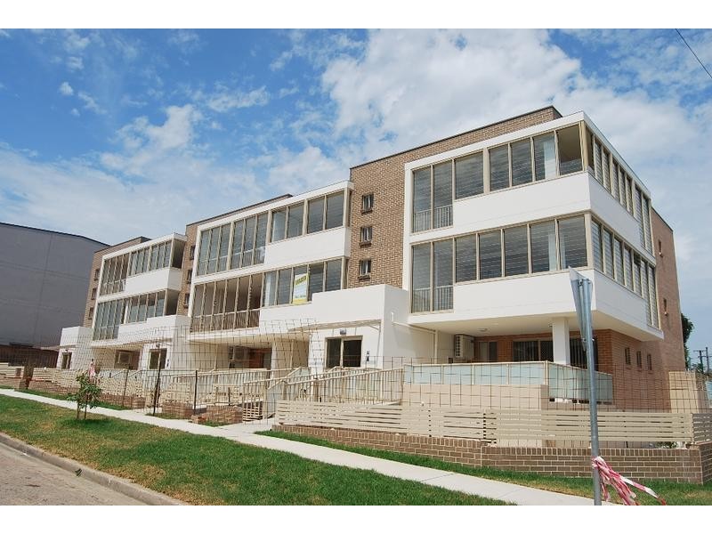 12-14 Lydbrook Street, Westmead NSW 2145