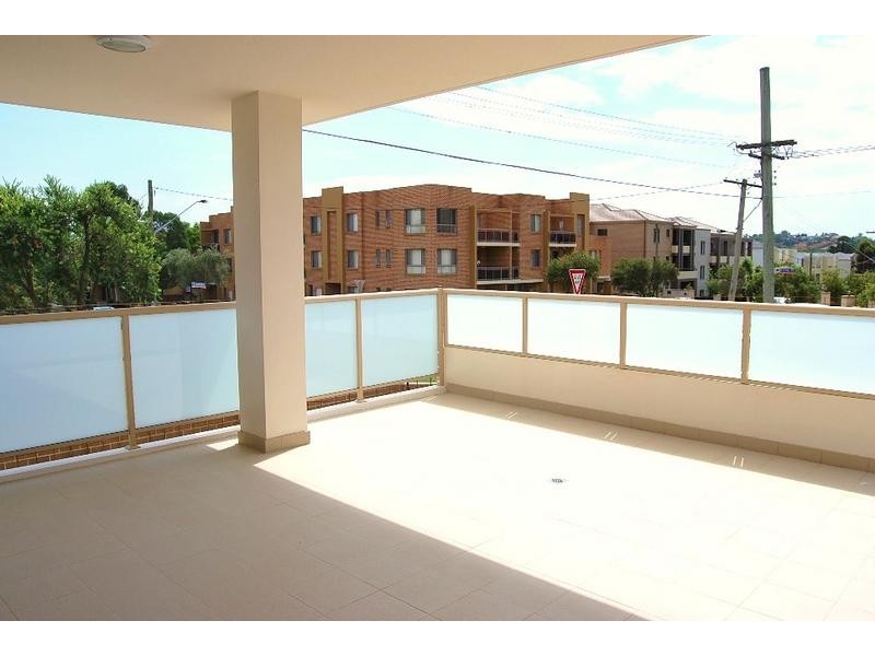 12-14 Lydbrook Street, Westmead NSW 2145