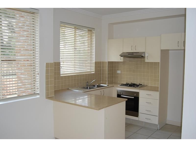 36-38 Lydbrook Street, Westmead NSW 2145