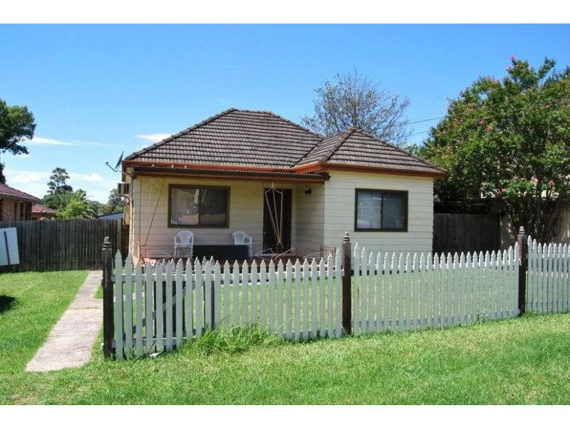 3 Hinchen Street, Guildford NSW 2161