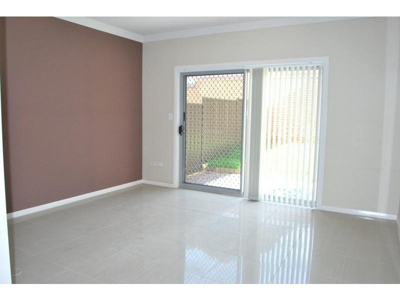 6/30 Chiswick Street, Greenacre NSW 2190