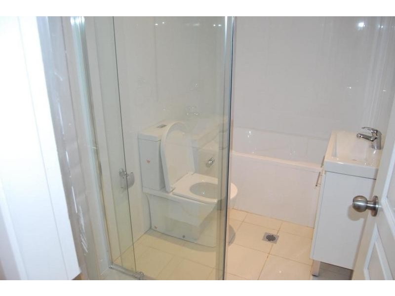 6/30 Chiswick Street, Greenacre NSW 2190