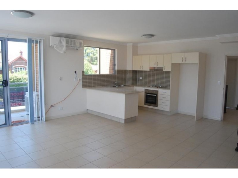 1/11-13 Cross Street, Guildford NSW 2161