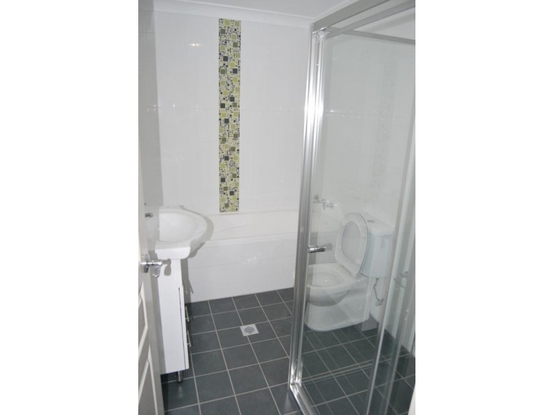 2/11-13 Cross Street, Guildford NSW 2161