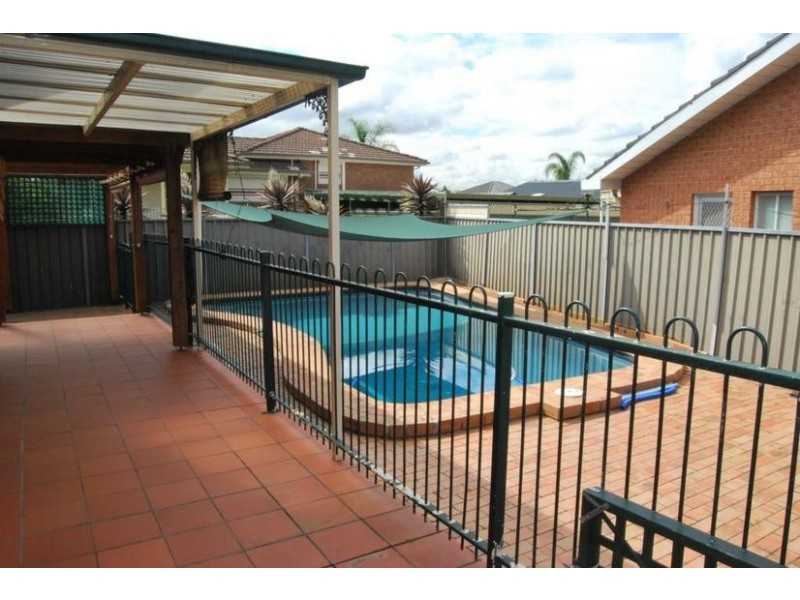 4 Conifer Court, Greystanes NSW 2145