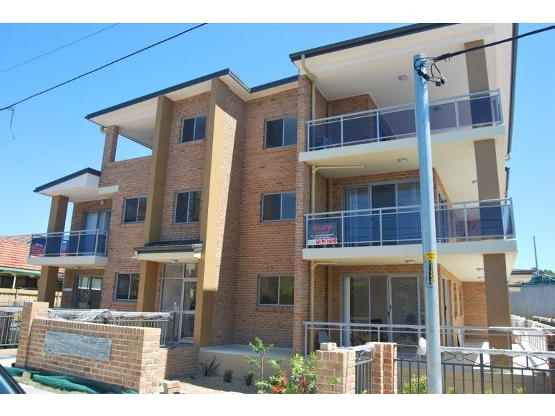 8/11-13 Cross Street, Guildford NSW 2161