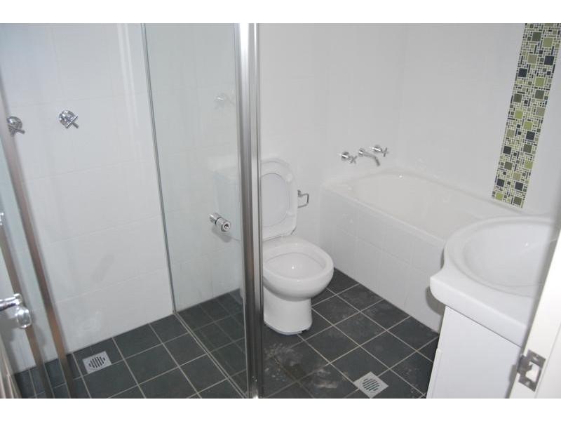 8/11-13 Cross Street, Guildford NSW 2161