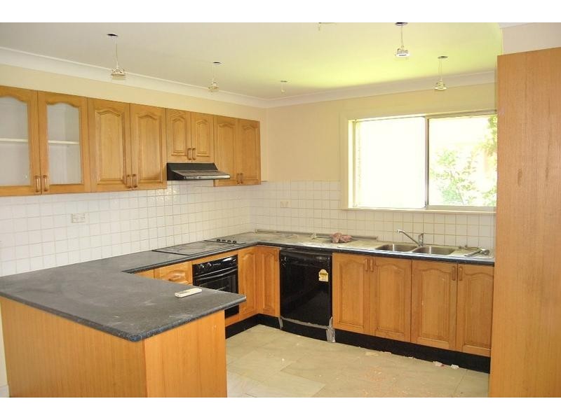 Fairfield West NSW 2165