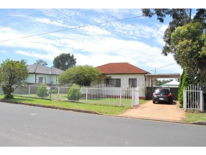 10 Larra Street, Yennora NSW 2161