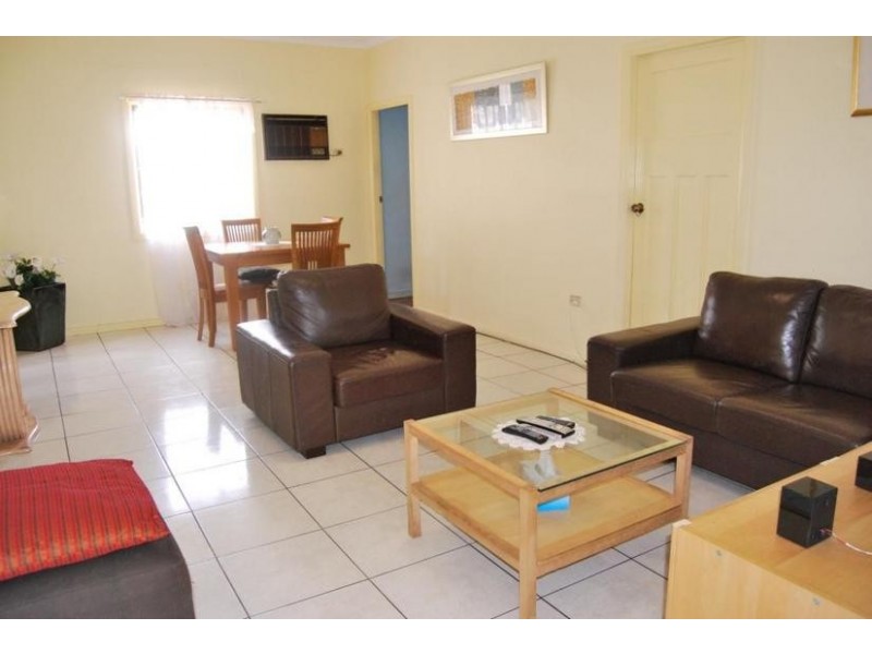 10 Larra Street, Yennora NSW 2161