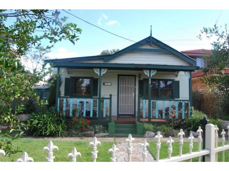 28 Kenyons Road, Merrylands NSW 2160