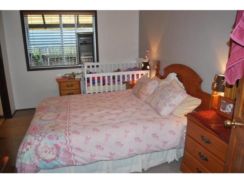 28 Kenyons Road, Merrylands NSW 2160