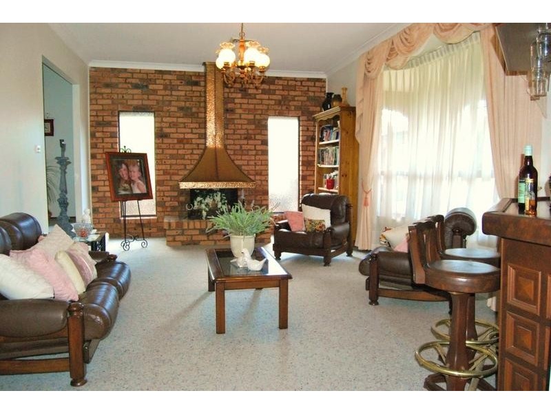 22 Cameron Ct, Merrylands NSW 2160