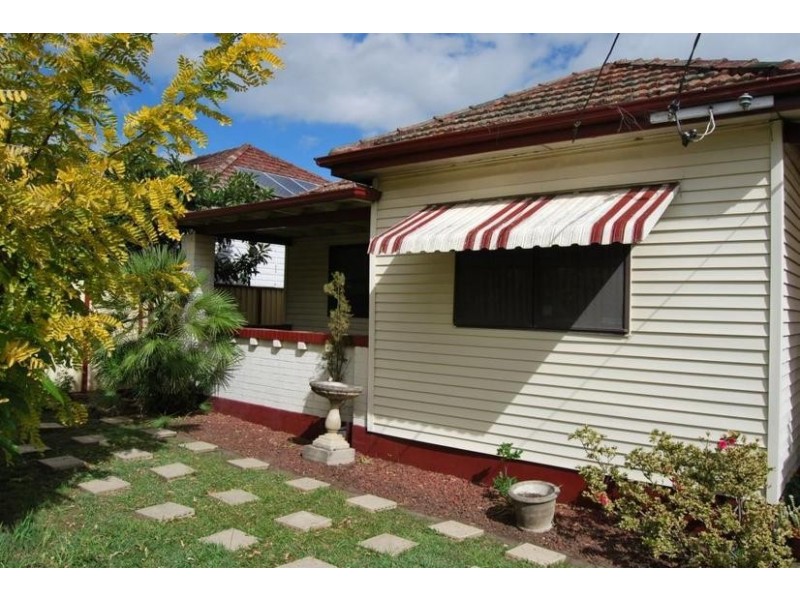 18 Excelsior Street, Merrylands NSW 2160