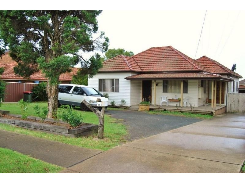 21 Holroyd Road, Merrylands NSW 2160