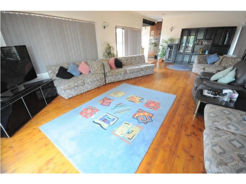 4 VALDA STREET, Merrylands NSW 2160