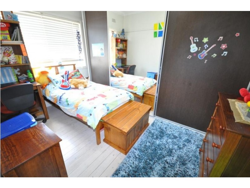 33 FAULDS ROAD, Guildford West NSW 2161