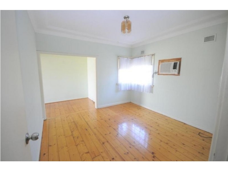 49 Desmond Street, Merrylands NSW 2160