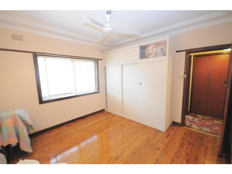 73 EDNA AVENUE, Merrylands NSW 2160