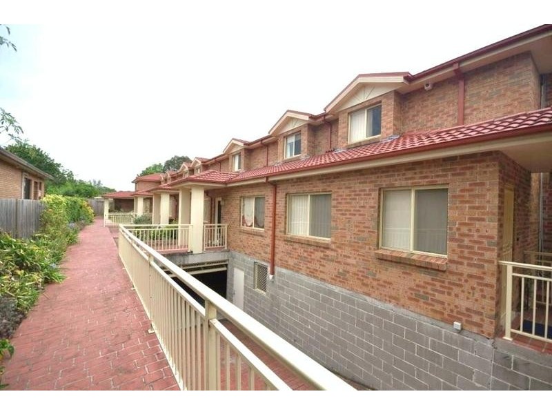 3/57 CHAMBERLAIN RD, Guildford NSW 2161