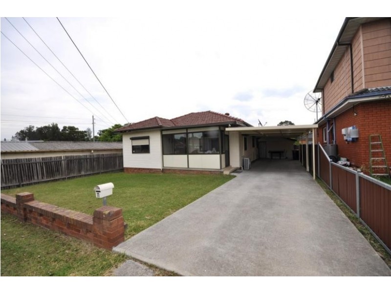 11 LINWOOD STREET, Guildford NSW 2161