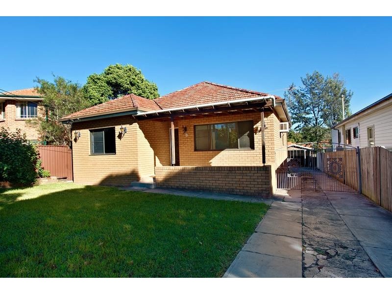 83 CHETWYND ROAD, Merrylands NSW 2160