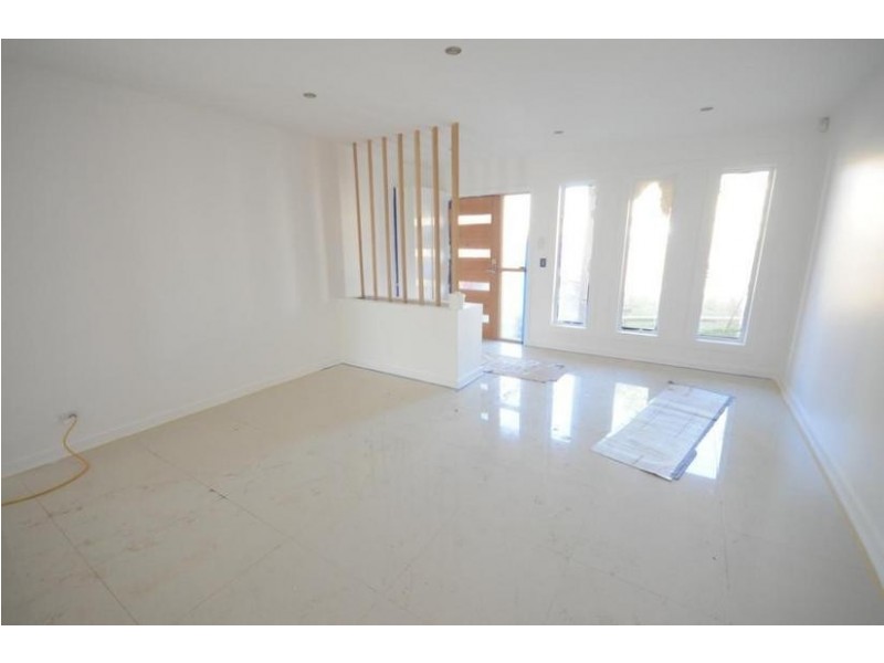 111 HAWKSVIEW STREET, Merrylands NSW 2160