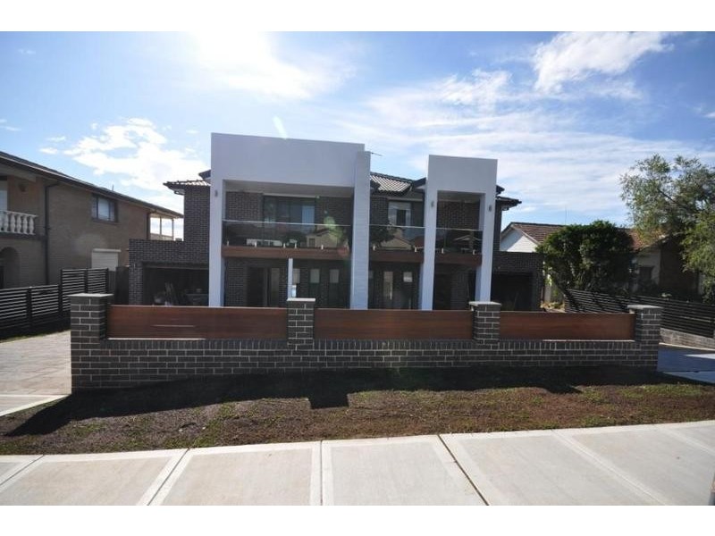 111 HAWKSVIEW STREET, Merrylands NSW 2160