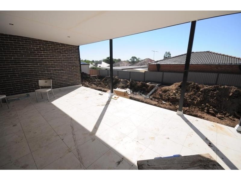 111 HAWKSVIEW STREET, Merrylands NSW 2160