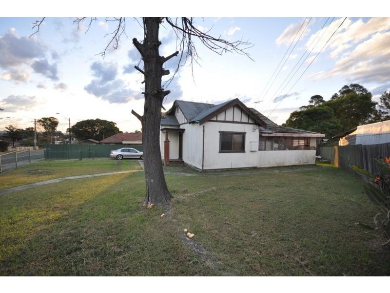 1 WOODPARK ROAD, Woodpark NSW 2164