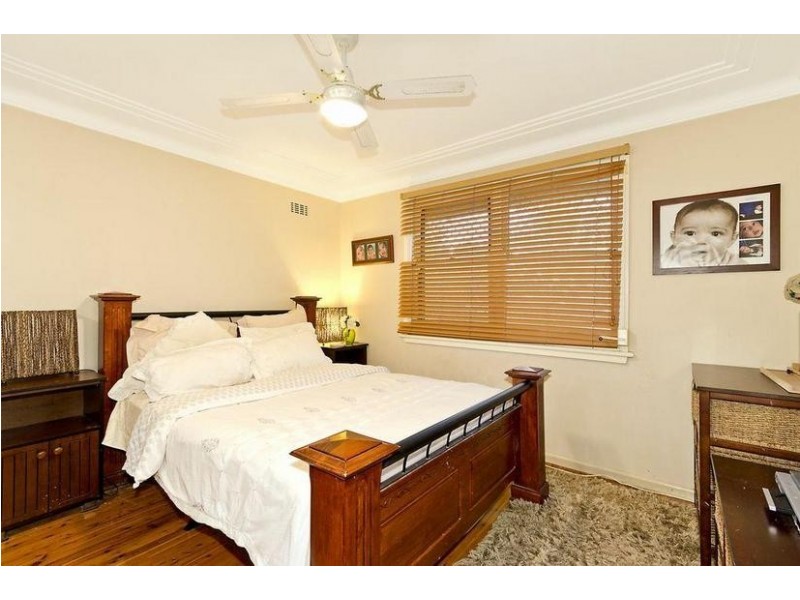 31 FAIRFIELD ROAD, Woodpark NSW 2164