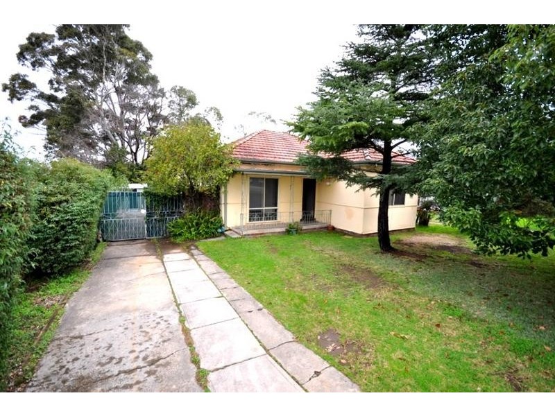 79 EDNA AVENUE, Merrylands NSW 2160