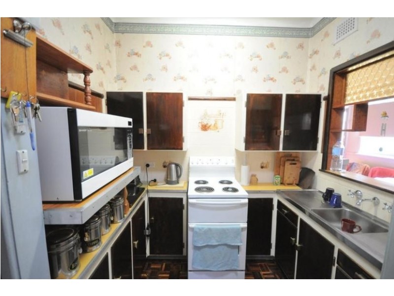 9 SLAPP STREET, Merrylands NSW 2160