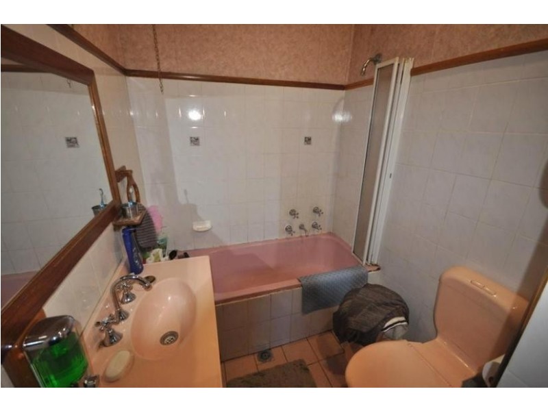 9 SLAPP STREET, Merrylands NSW 2160