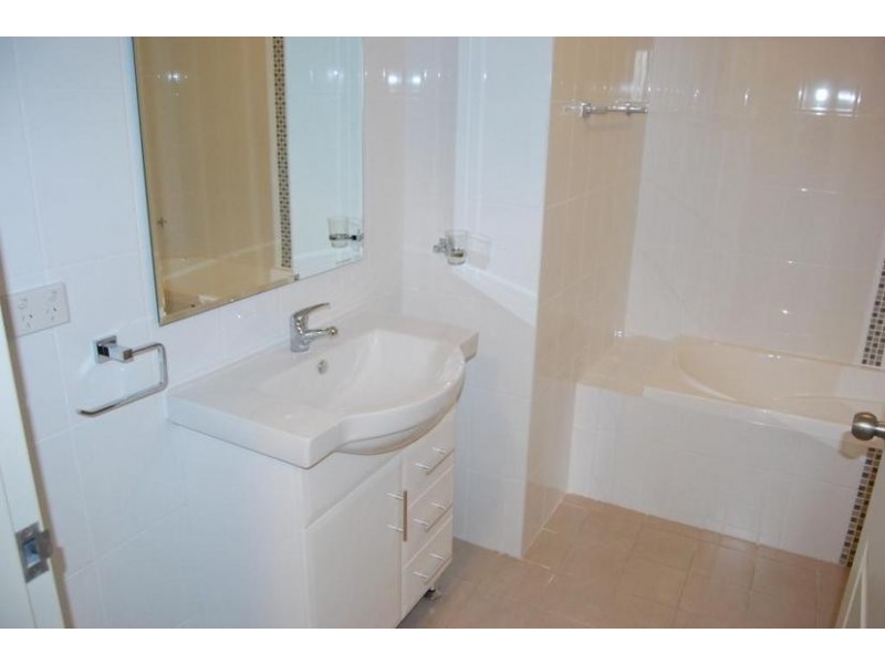 5/134-136 WOODVILLE ROAD, Merrylands NSW 2160