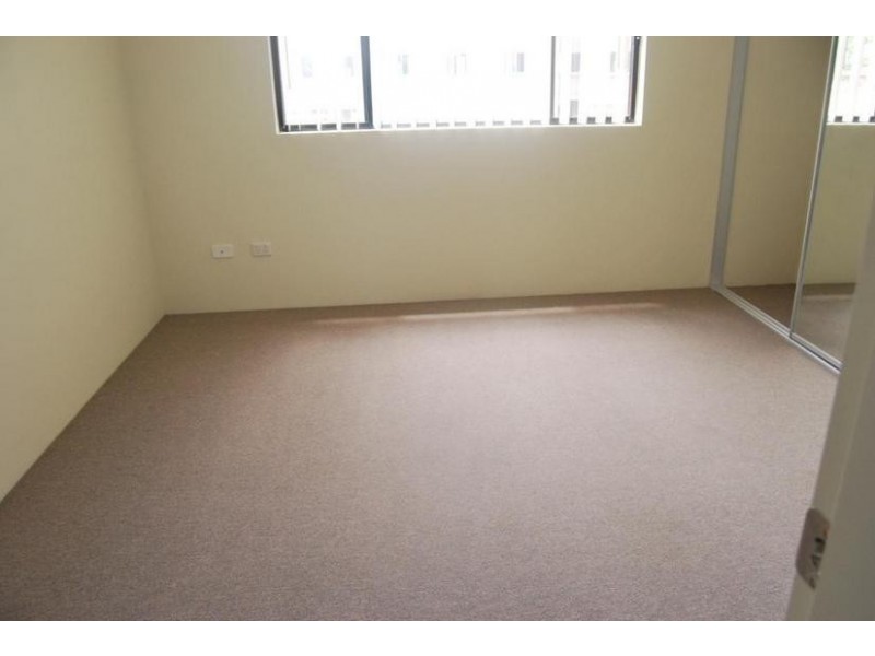 5/134-136 WOODVILLE ROAD, Merrylands NSW 2160