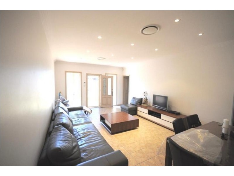 4 RIDGE STREET, Merrylands NSW 2160