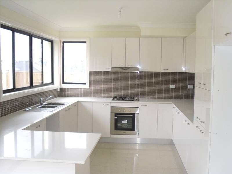 17 Dungara Drive, Pemulwuy NSW 2145