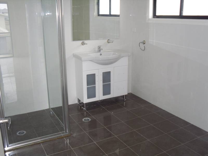 17 Dungara Drive, Pemulwuy NSW 2145